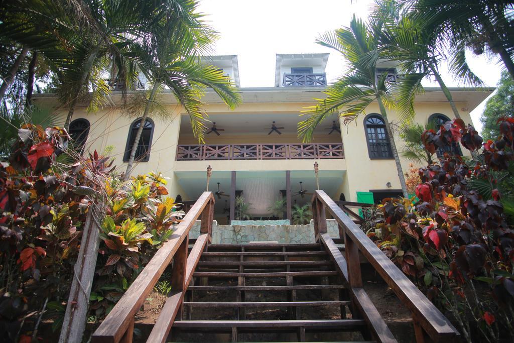 Mahogany Hall Luxury Boutique Resort San Ignacio Kültér fotó