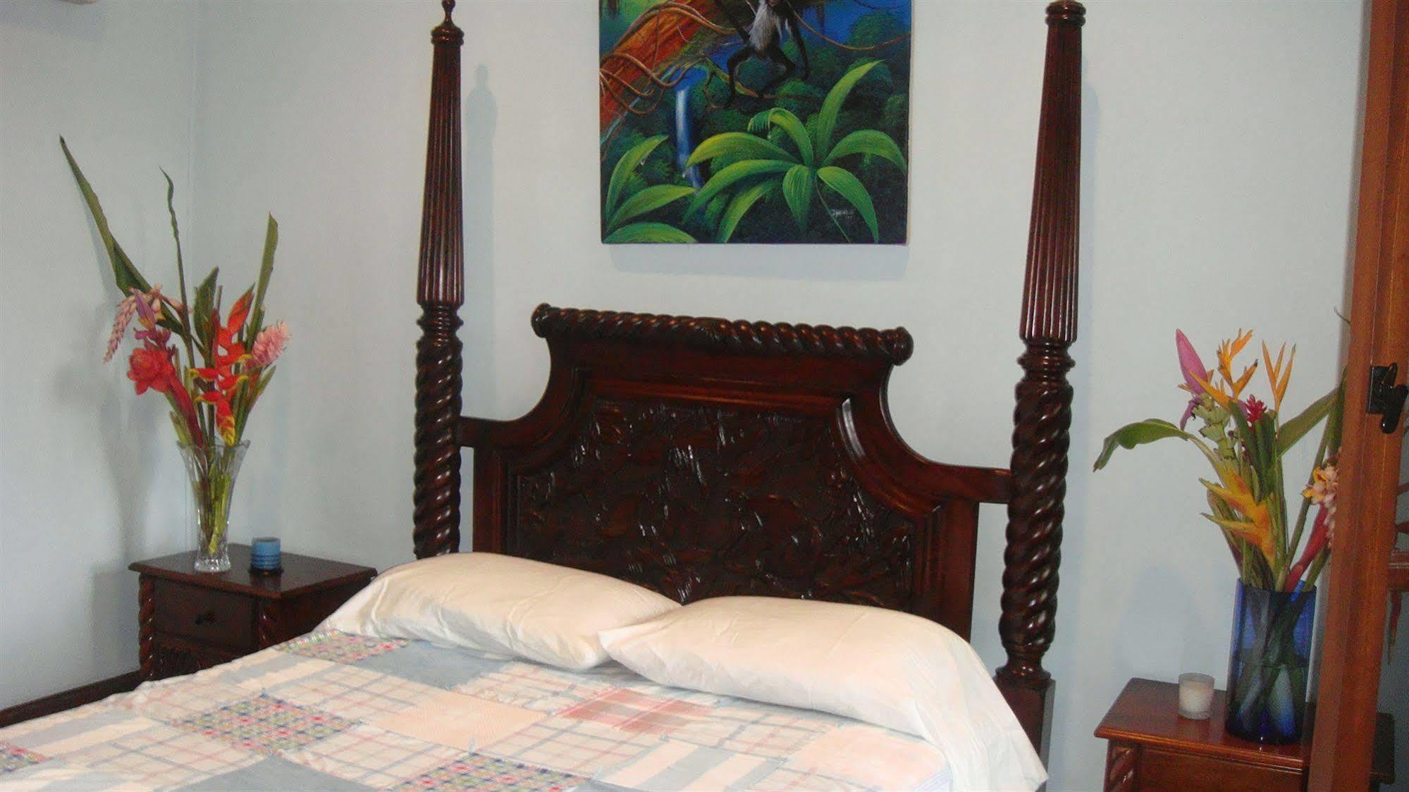 Mahogany Hall Luxury Boutique Resort San Ignacio Kültér fotó